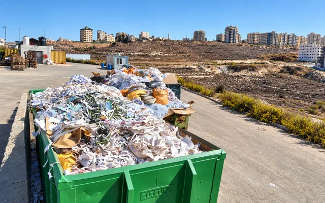 Paper recycling container